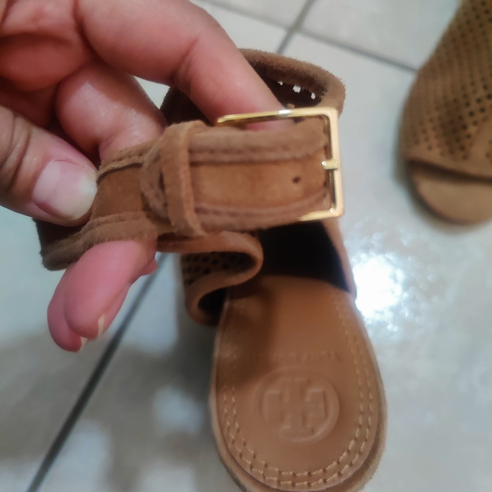 Tory Burch - Picture 4 of 6
